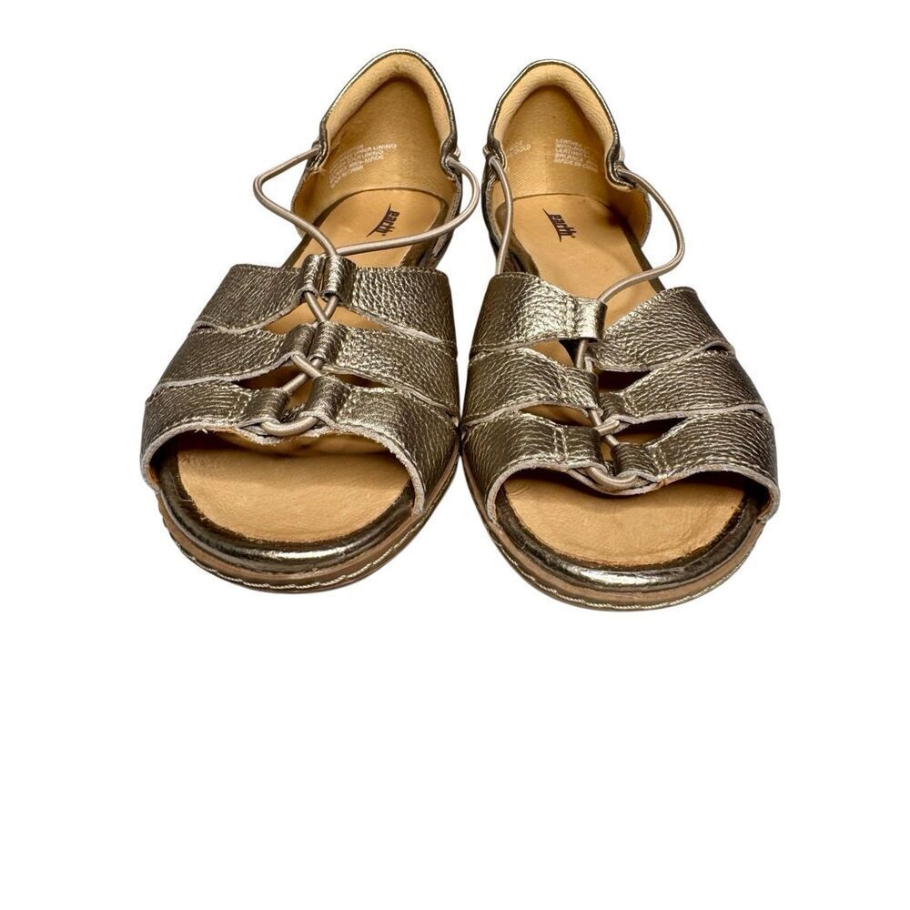 Earth aloha washed gold leather flat sandals size 9 wide width - Picture 2 of 10